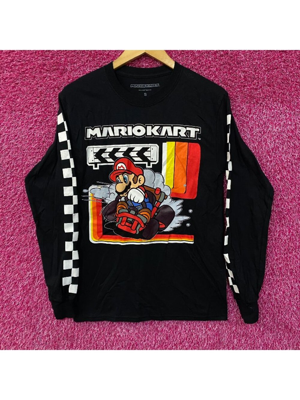 Nintendo Mario Kart 90's Art Graphic Design Long Sleeve T-Shirt Small